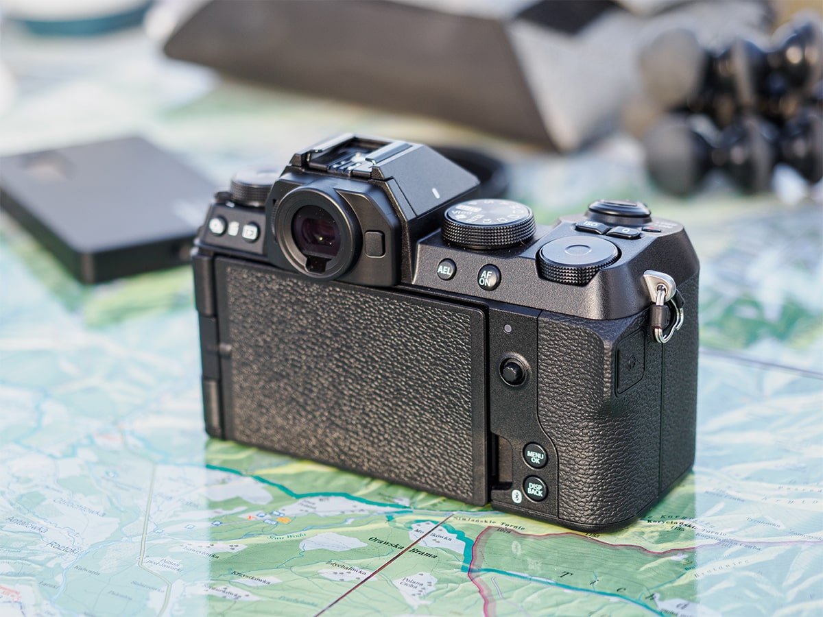 Fujifilm X-S20